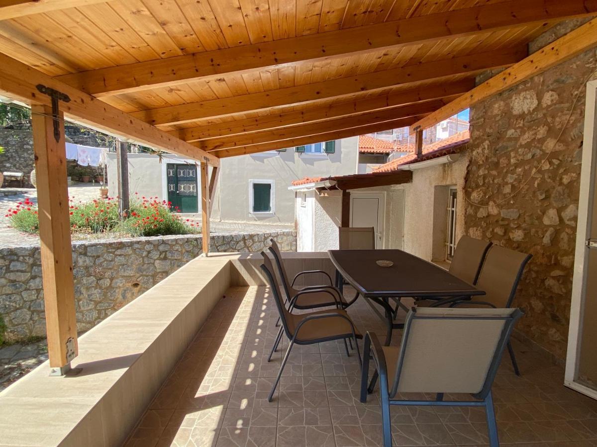 Barbajonn'S Stone House Villa Monemvasia Exterior photo