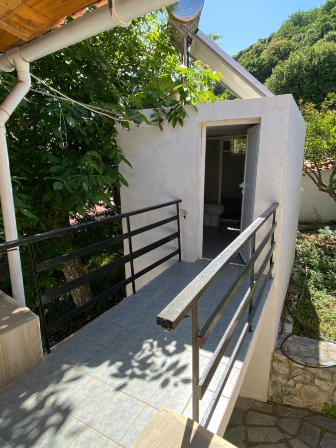 Barbajonn'S Stone House Villa Monemvasia Exterior photo